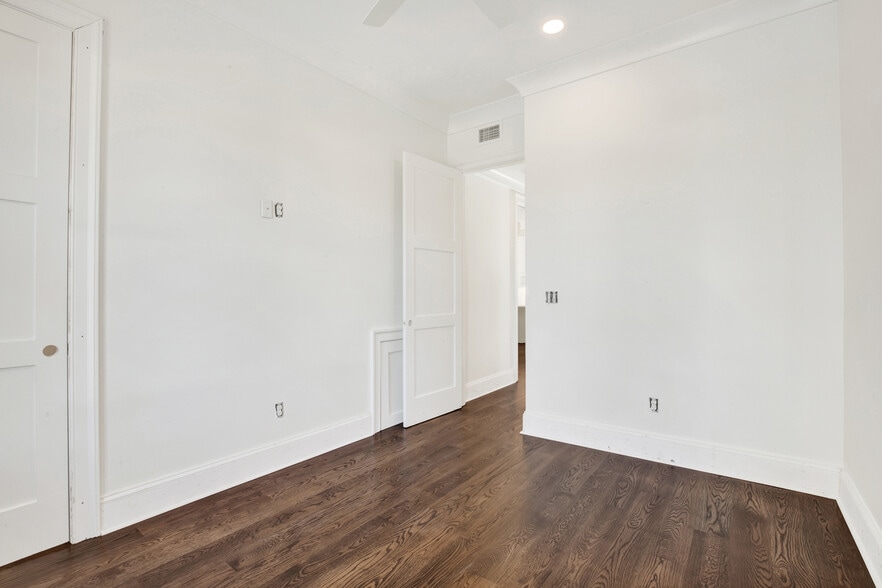 More Photos Of 104 17th pl, Tybee Island Multifamily For Sale