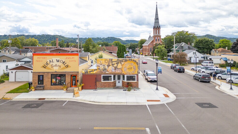 More Photos Of 106 2nd St E, Wabasha Storefront For Lease