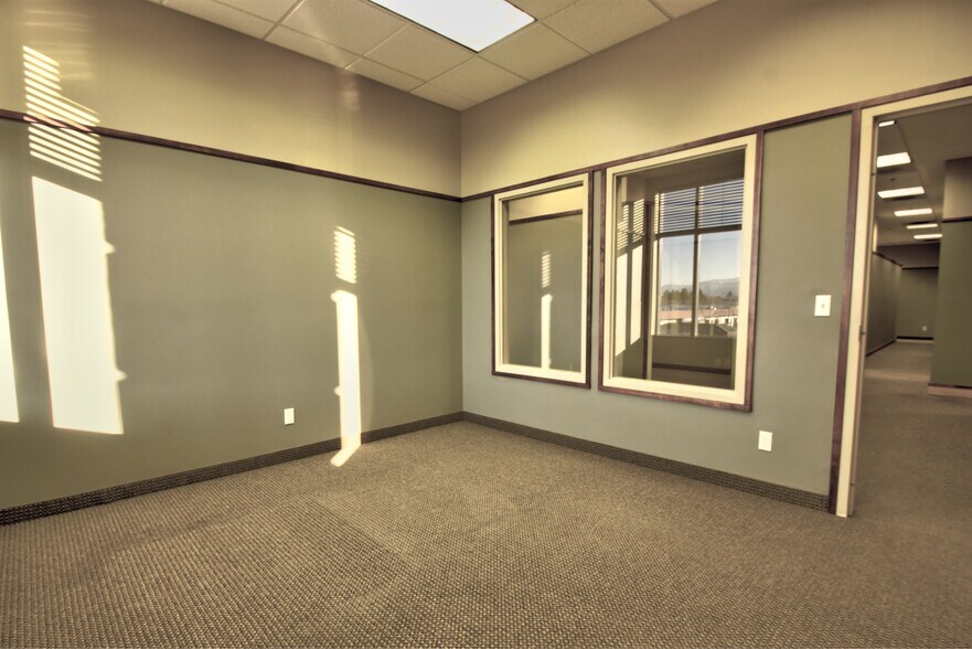 More Photos Of 2425 W Central Ave, Missoula Office For Lease