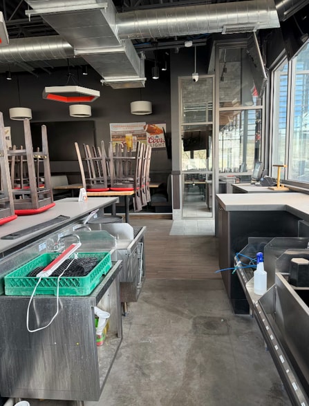 More Photos Of 340 Vin Rambla, El Paso Restaurant For Lease