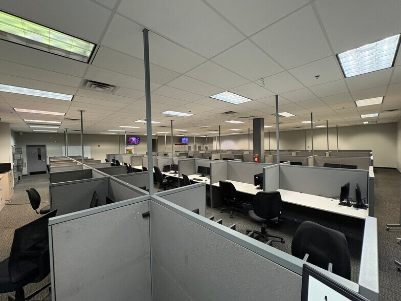 More Photos Of 1130 Sugg Pky, Greenville Warehouse For Sale
