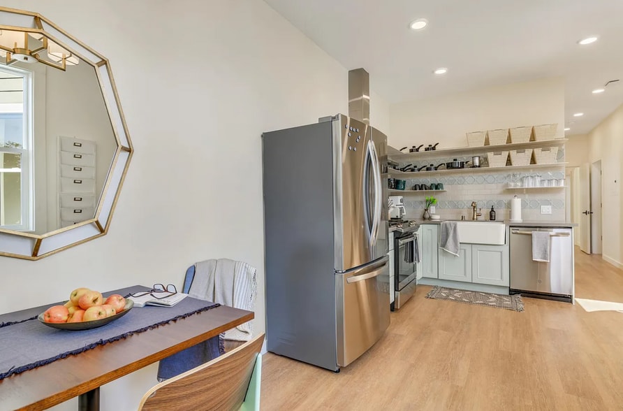 More Photos Of 1817 15th St, San Francisco Apartments For Sale