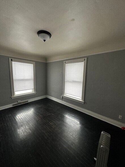 More Photos Of 1269 4th Ave SE, Cedar Rapids Multifamily For Sale