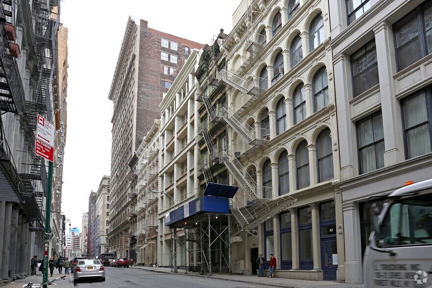 More Photos Of 49 Walker St, New York Apartments For Lease