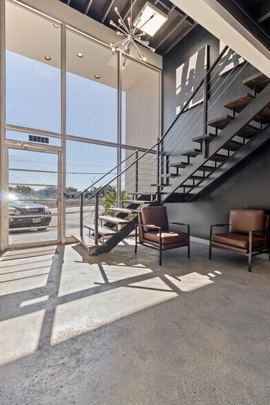 More Photos Of 11103 San Pedro Ave, San Antonio Office For Lease