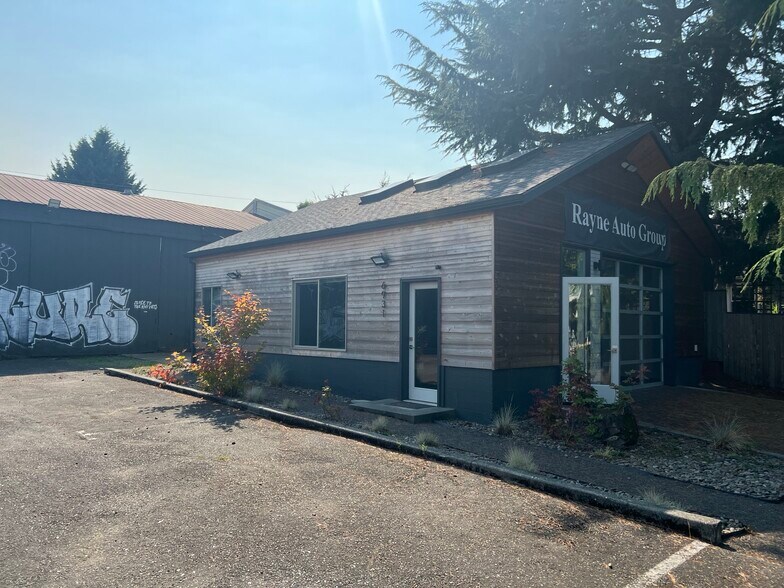 More Photos Of 6931 NE Martin Luther King Jr Blvd, Portland Auto Repair For Sale