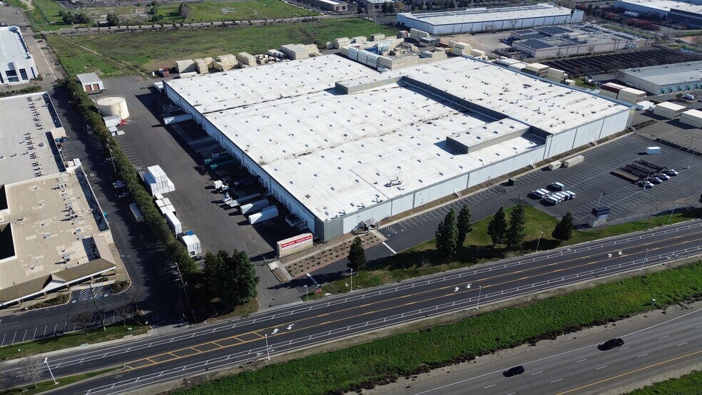 Primary Photo Of 17100 S Harlan Rd, Lathrop Manufacturing For Lease