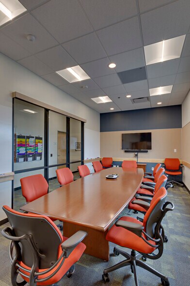 More Photos Of 1313 Us Highway 160 E, Monte Vista Office For Sale