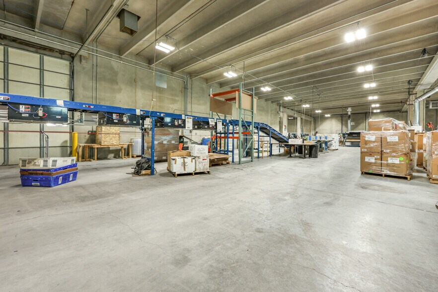 More Photos Of 945 Industrial Dr S, Sauk Rapids Manufacturing For Sale