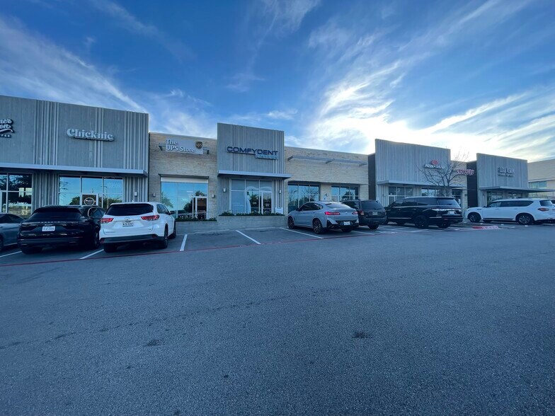 More Photos Of 15501 W 71 Hwy, Bee Cave Freestanding For Lease