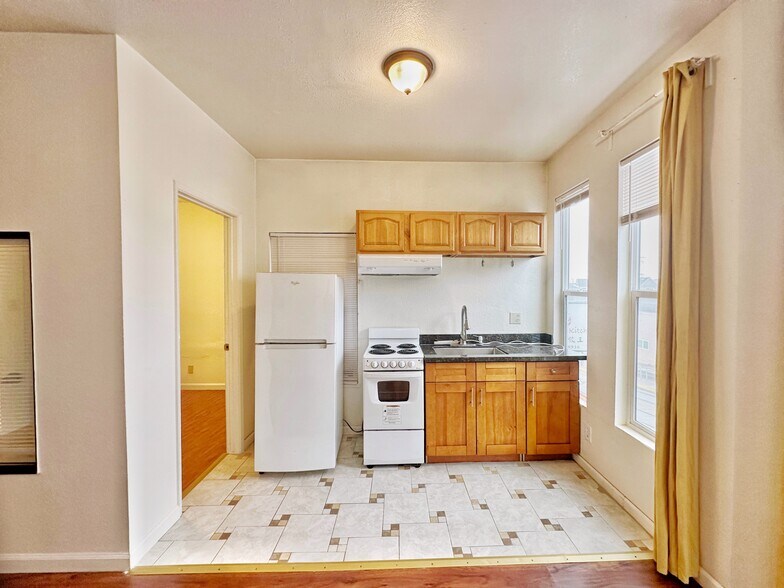 More Photos Of 1927-1929 Taraval St, San Francisco Apartments For Sale