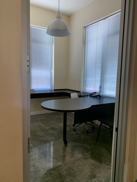 More Photos Of 9141 Overseas Hwy, Marathon Office For Lease