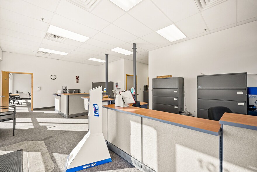 More Photos Of 2570 Gracie Dr, Baldwin Unknown For Lease