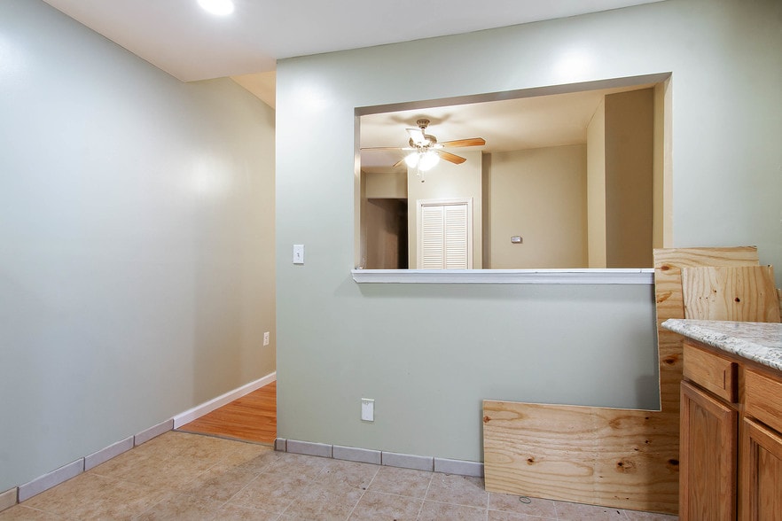 More Photos Of 2712 Pennsylvania Ave, Baltimore Storefront Retail Residential For Lease
