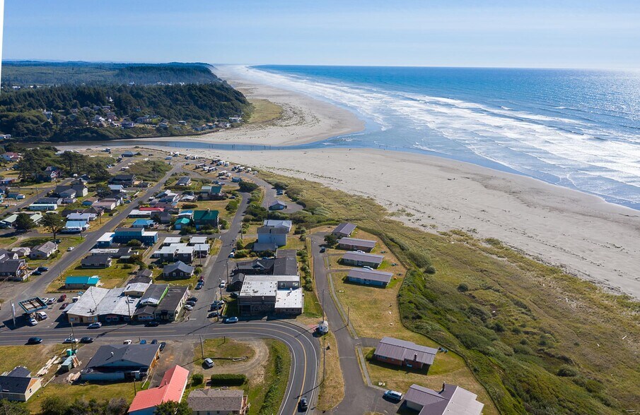 More Photos Of 61 Main St, Pacific Beach Restaurant For Sale