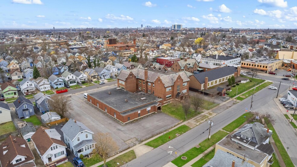 More Photos Of 21 Davidson Ave, Buffalo Schools For Sale