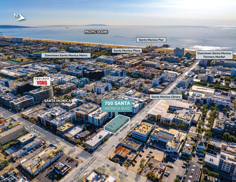 More Photos Of 700 Santa Monica Blvd., Santa Monica Freestanding For Sale