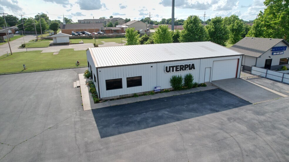 More Photos Of 1665 W Legacy Dr, Duncan Flex For Sale