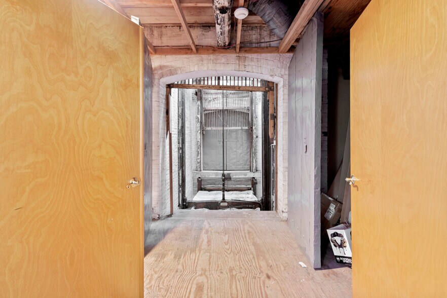 More Photos Of , Philadelphia Unknown For Sale