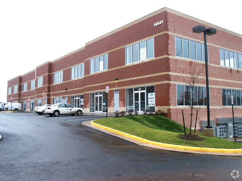 More Photos Of 14641 Lee Hwy, Centreville Office For Lease