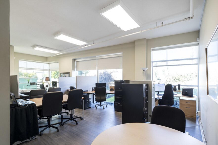 More Photos Of 618 E Kent Ave S, Vancouver Light Distribution For Sale