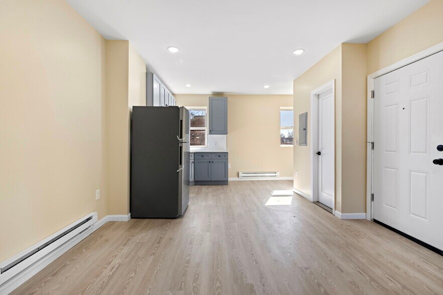 More Photos Of 138 Monticello Ave, Jersey City Storefront Retail Residential For Sale