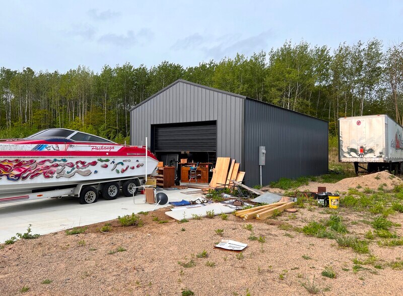 More Photos Of MN-371, Walker Showroom For Sale