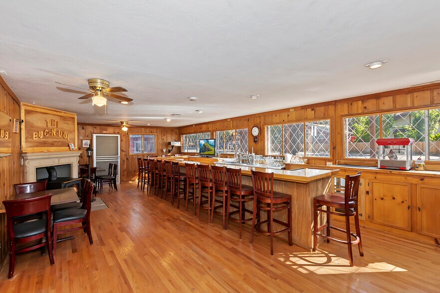 More Photos Of 39167 Rim of the world Dr, Fawnskin Restaurant For Sale