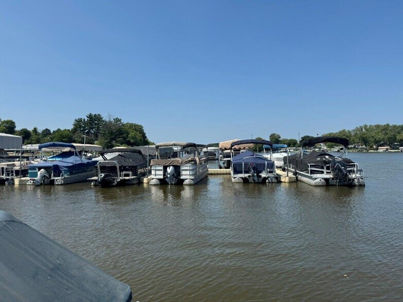 More Photos Of 807 E Harbor Rd, Milton Marina For Sale
