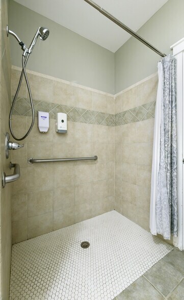 More Photos Of 1001 Crepe Myrtle St, San Marcos Assisted Living For Lease