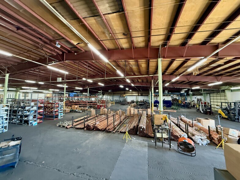 More Photos Of 3200 S Zuni St, Englewood Manufacturing For Lease