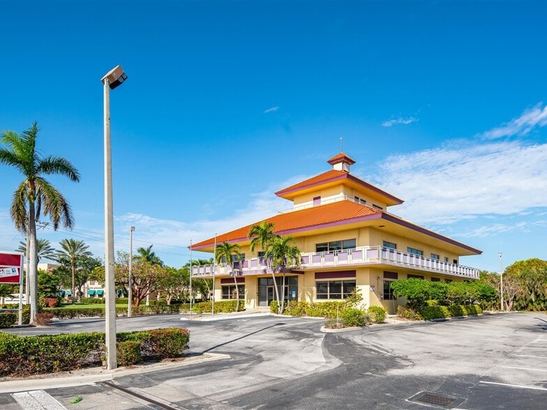 Primary Photo Of 900 N Collier Blvd, Marco Island Medical For Lease