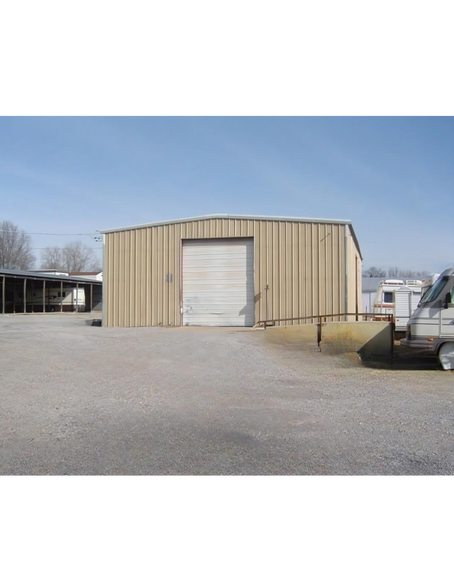 More Photos Of 600 Evanhale -1, Oklahoma City Warehouse For Lease