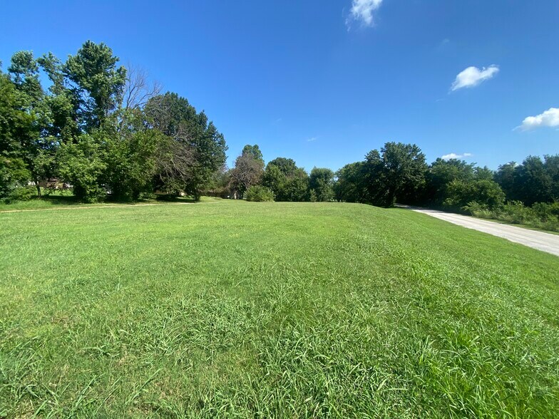 More Photos Of 310 Gulf Street, Walnut Grove Land For Sale