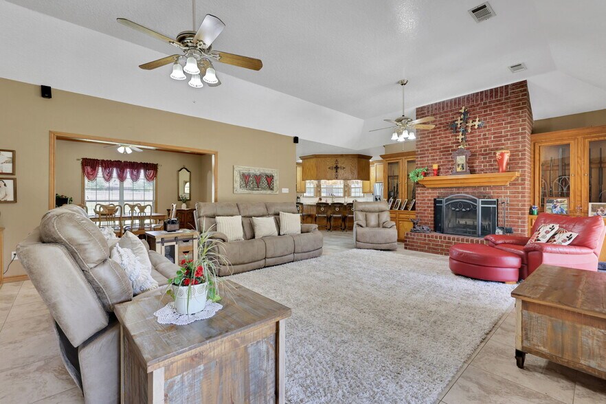 More Photos Of 24055 Briar Thicket Dr, Porter Land For Sale