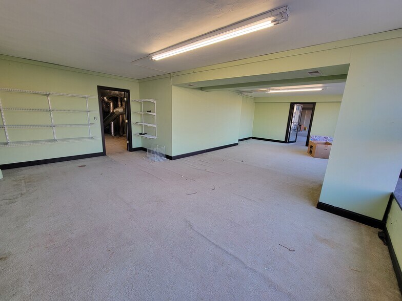 More Photos Of 117 E 3rd Ave, Mitchell Multifamily For Sale