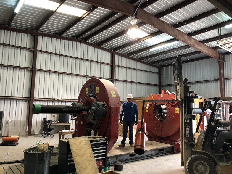 More Photos Of 3310 NW Loop 338, Odessa Warehouse For Lease