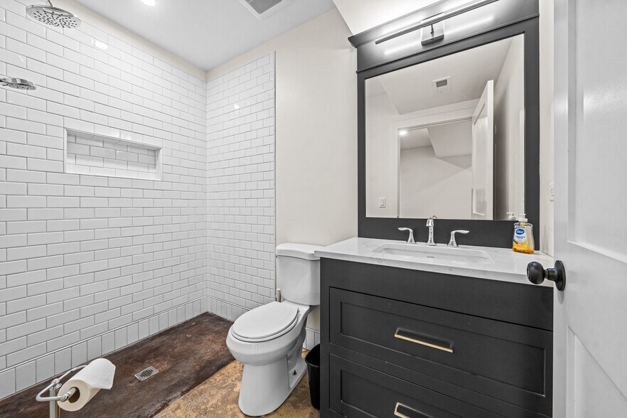 More Photos Of 300 S Route 73, Berlin Office For Sale