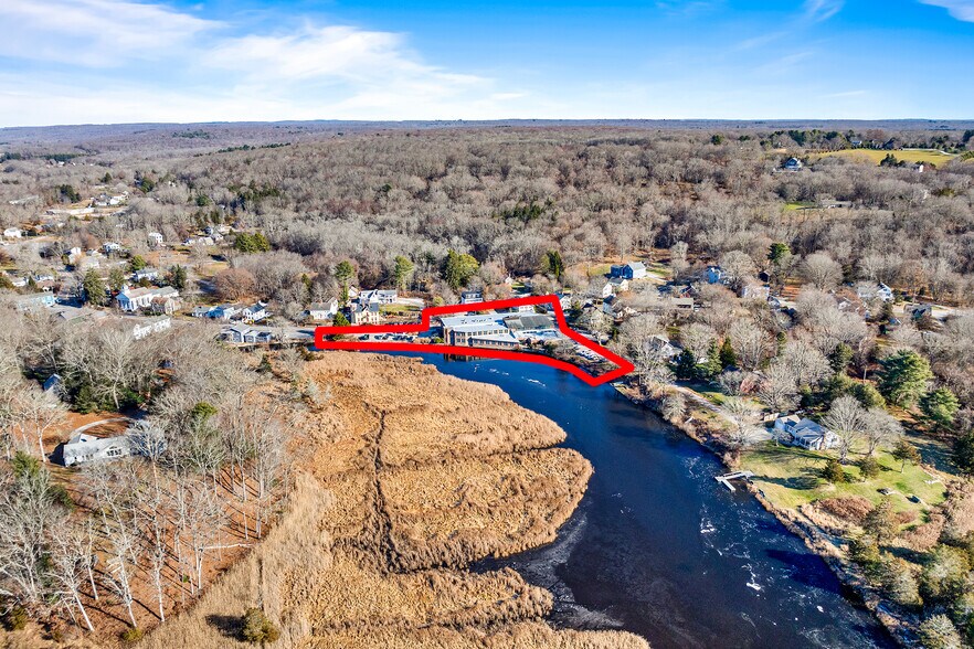 More Photos Of 11 Main St, Mystic Medical For Lease