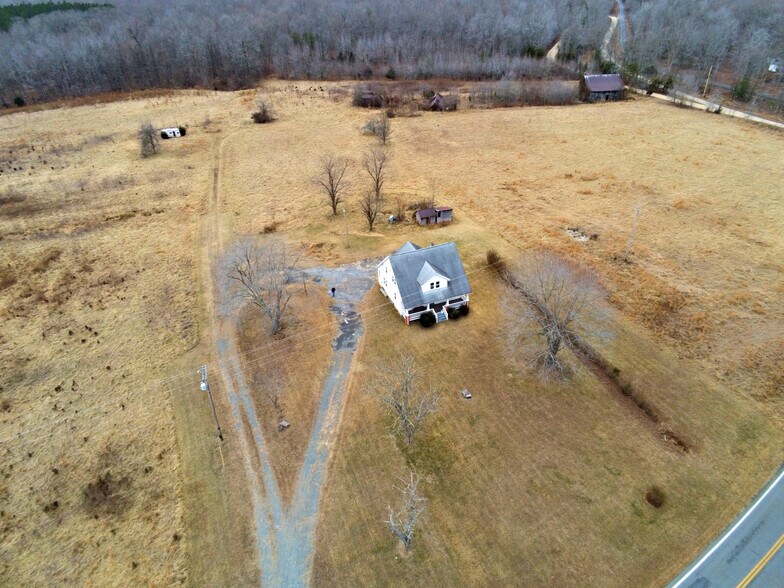 More Photos Of 7635 Annapolis Woods Rd, Welcome Land For Sale