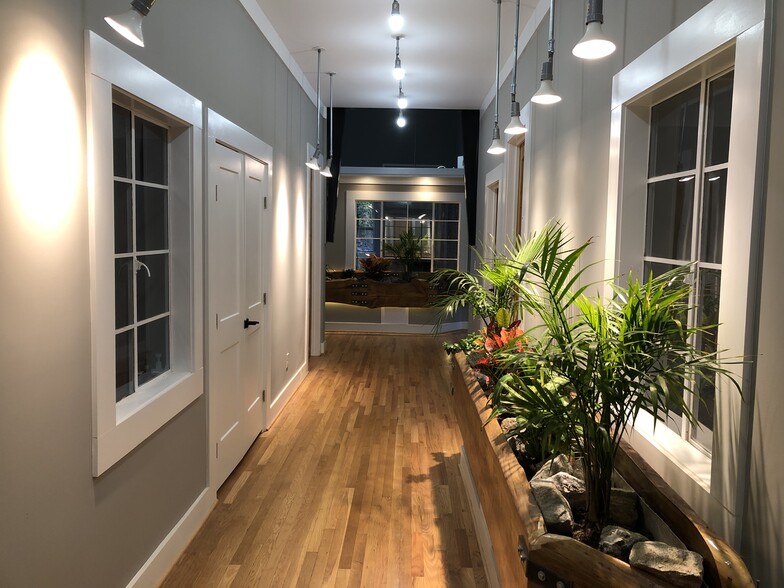 More Photos Of 5801 NE Roswell Rd, Atlanta Freestanding For Lease
