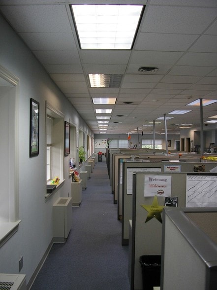 More Photos Of 575 Jericho Tpke, Jericho Office For Lease