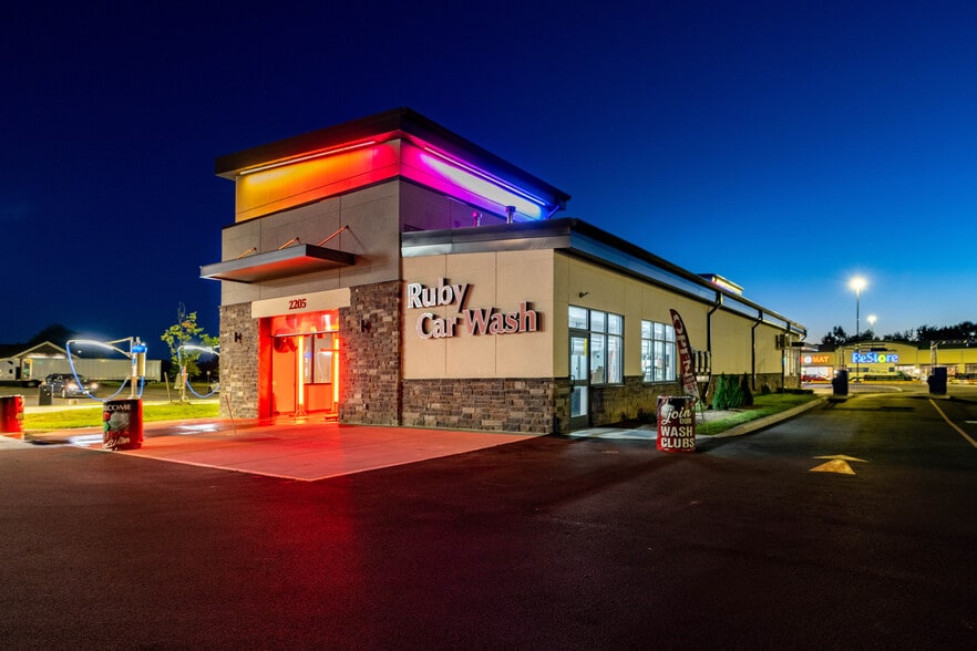 More Photos Of 2199 E Henrietta Rd, Rochester Unknown For Lease