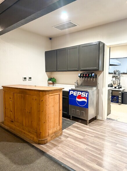 More Photos Of 87275 County Hwy 9-28, Christmas Valley Hotel For Sale