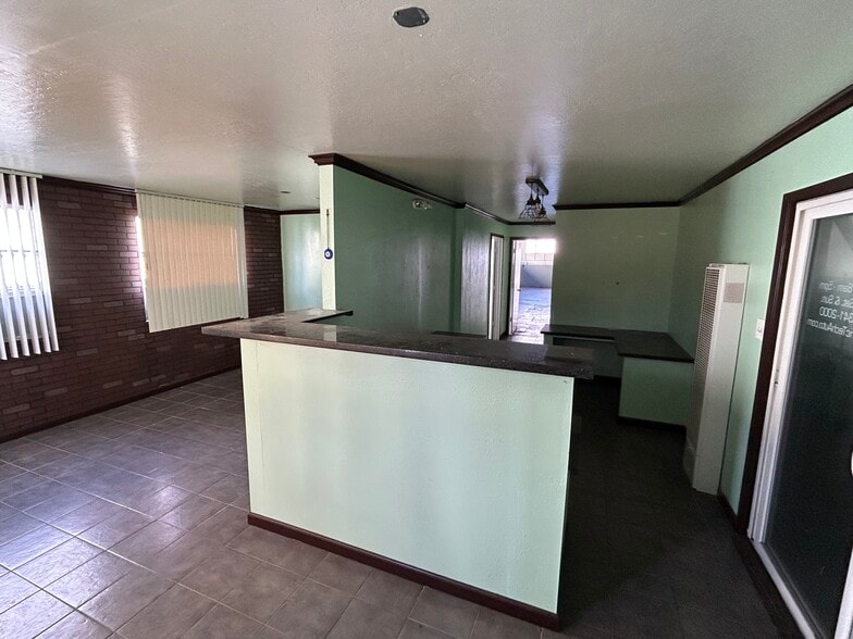 More Photos Of 3981 Pacific Blvd, San Mateo Unknown For Lease