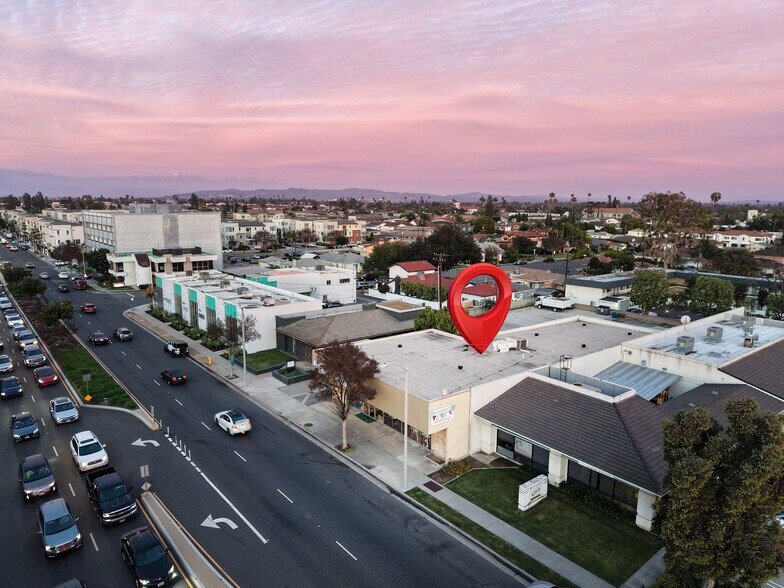 More Photos Of 10900 Paramount Blvd, Downey Storefront For Lease