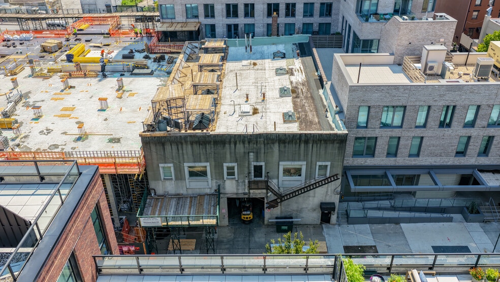 More Photos Of 140 Second St, Brooklyn Warehouse For Sale