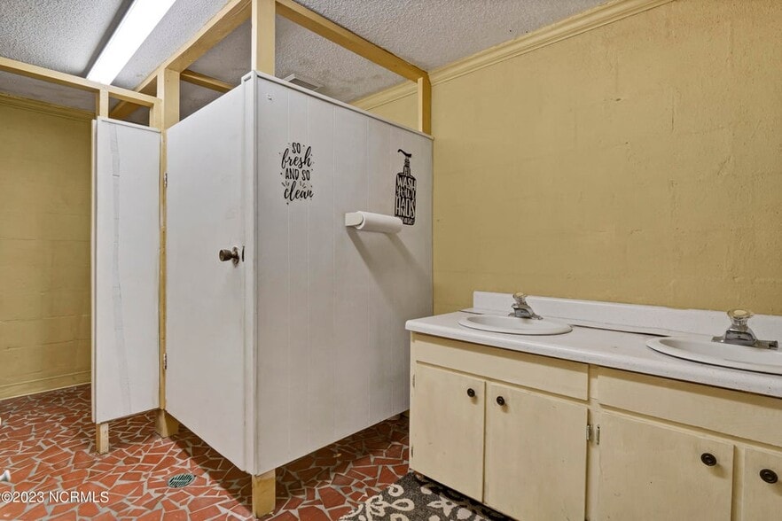 More Photos Of 1201 Castle St, Wilmington Religious Facility For Sale