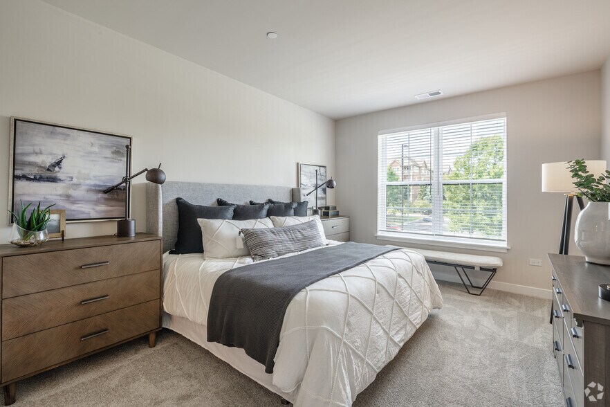 More Photos Of 250 McHenry Rd, Buffalo Grove Apartments For Lease