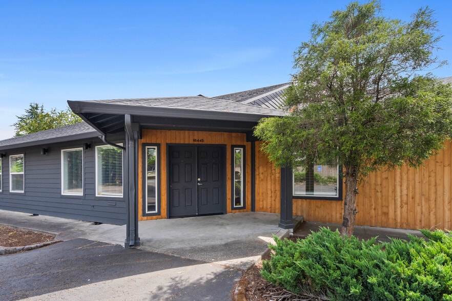 More Photos Of 18445 E Burnside St, Portland Office Residential For Sale